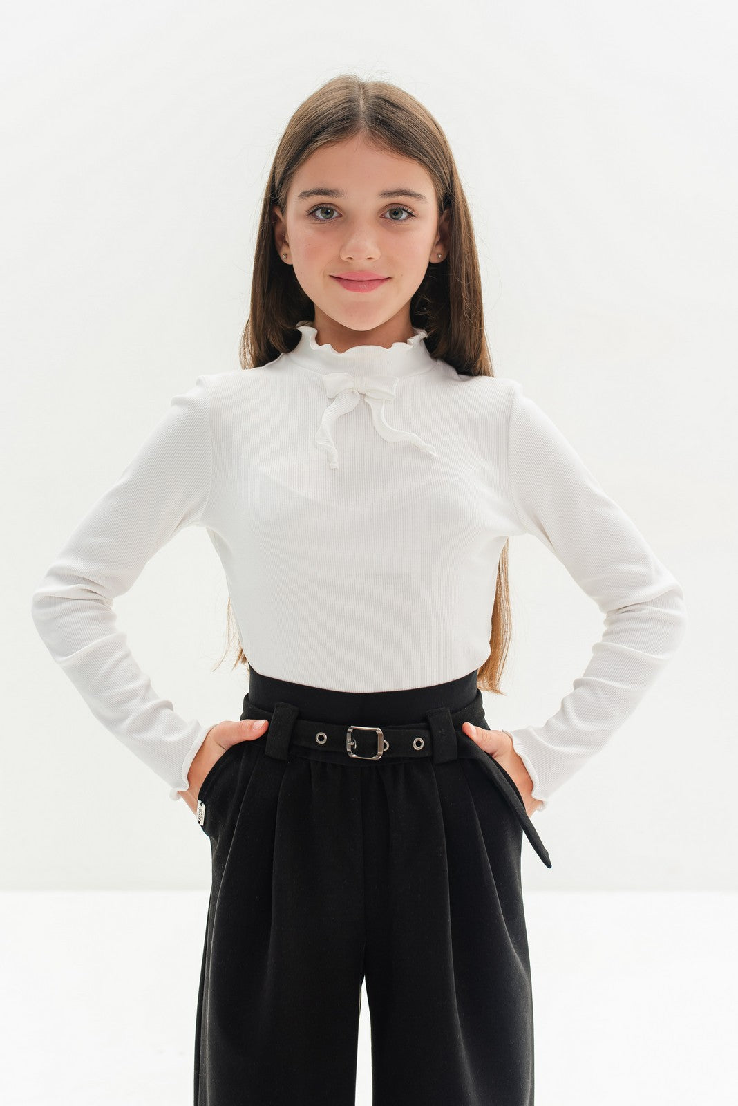 Pantalonii Arianna Black