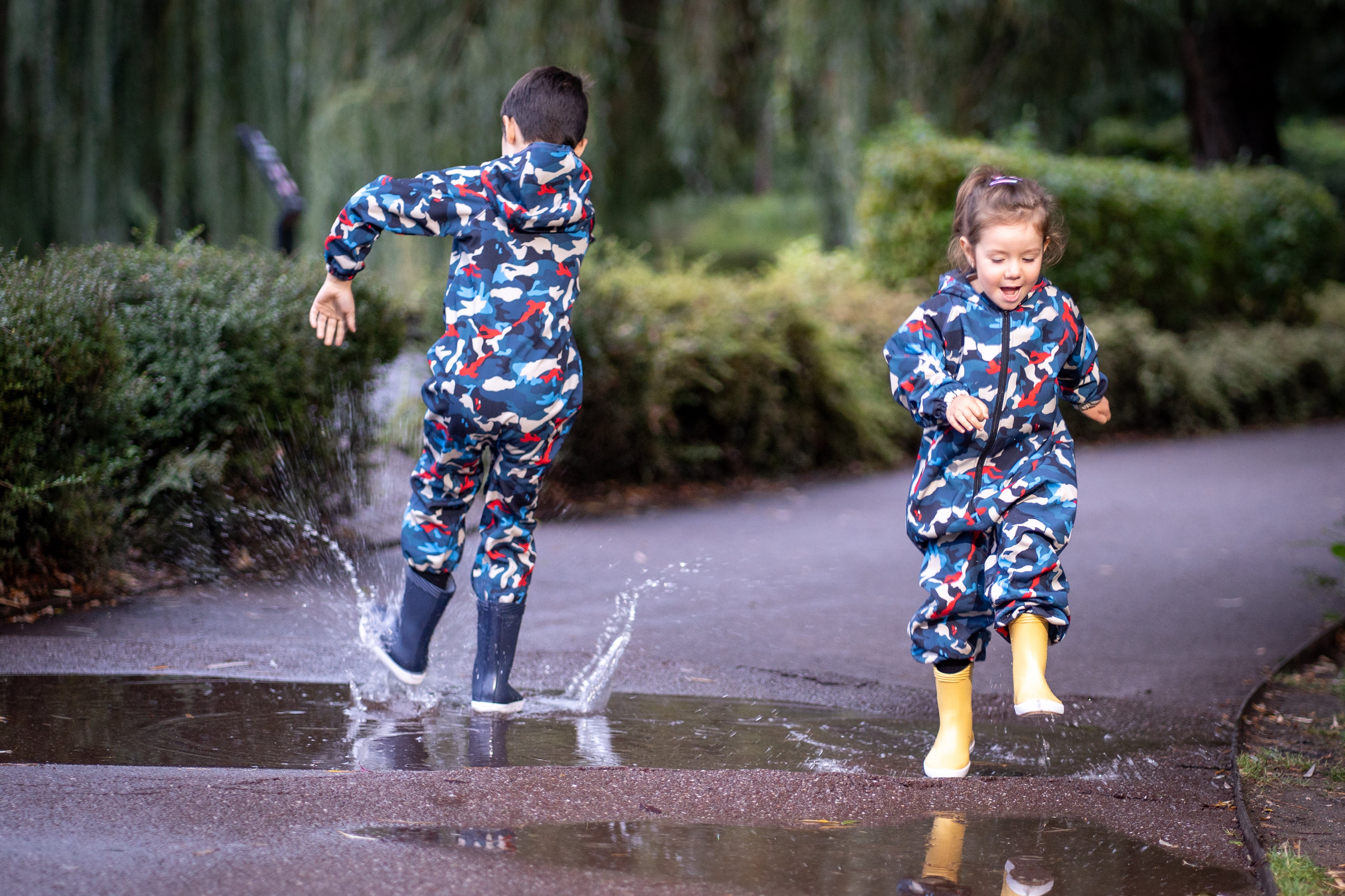 Salopeta copii impermeabila Lozan din softshell Camuflaj