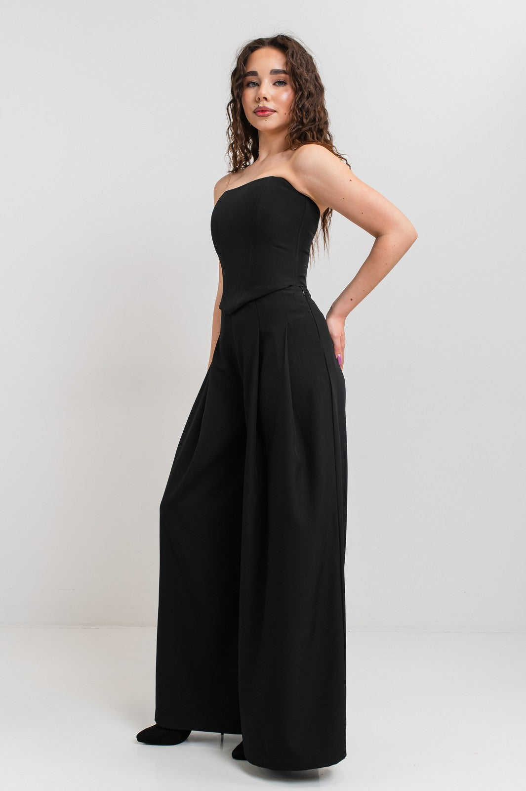 Pantaloni eleganti Ahata Black