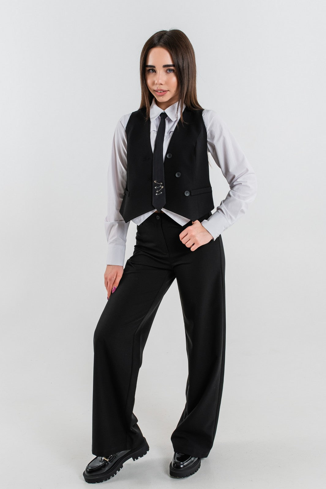 Pantalonii LARA Black