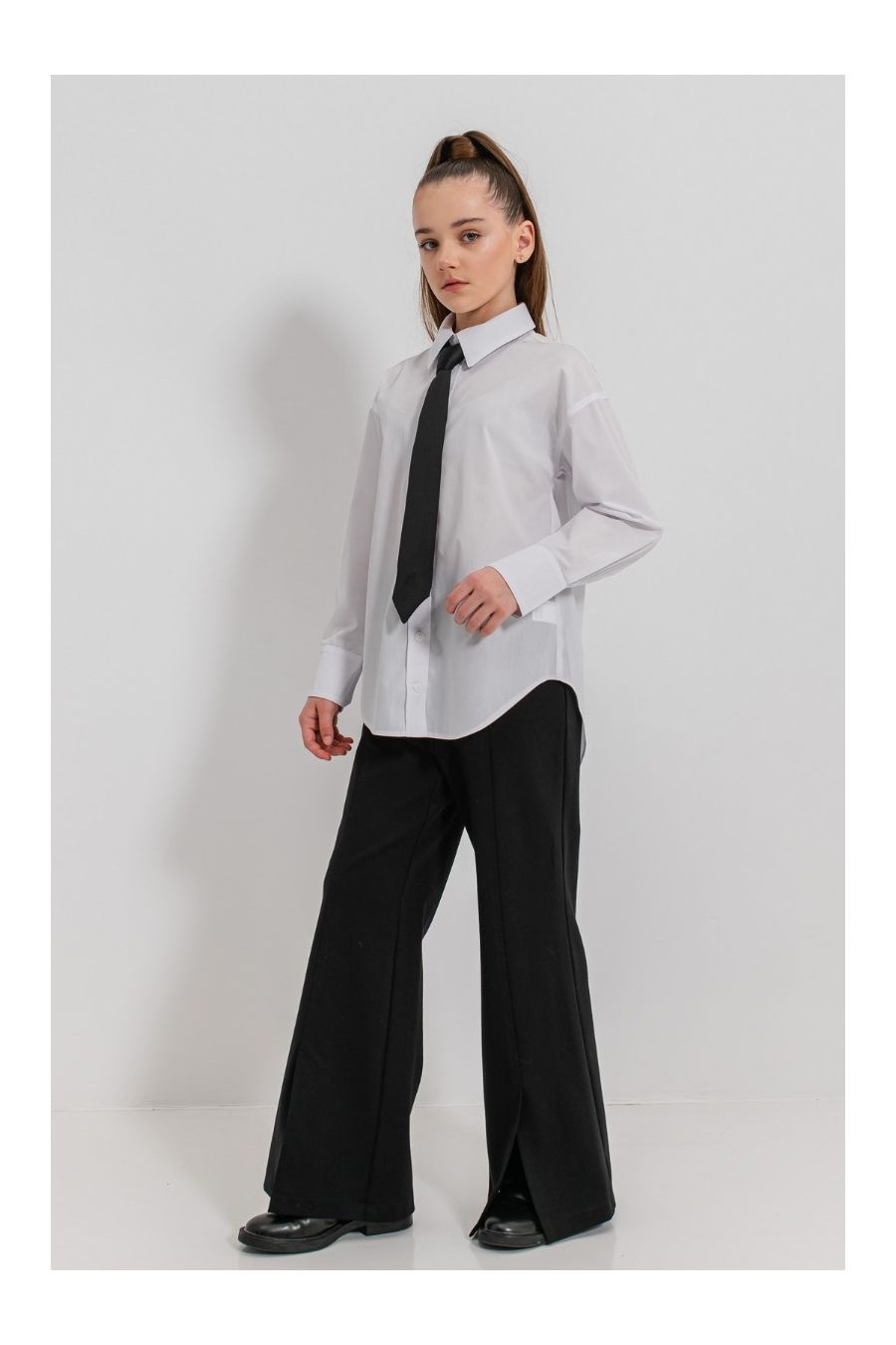 Pantaloni fete evazati Wendy