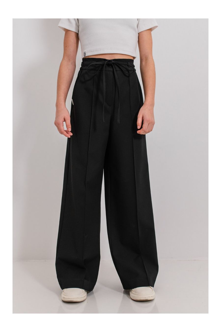 Pantaloni negri Daphne